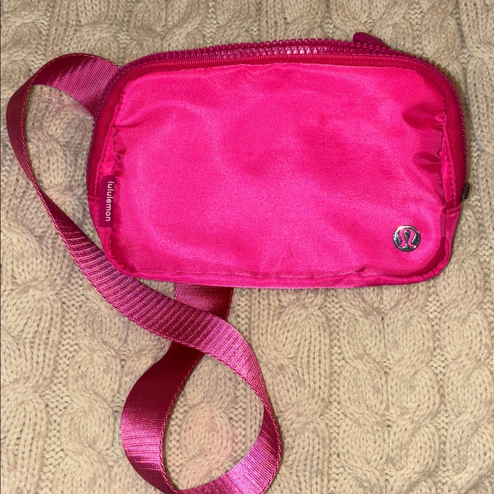 PINK Lululemon Fanny Bag - Brand new